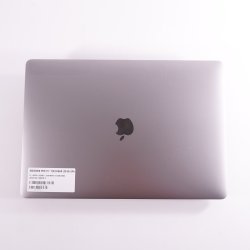 MacBook Pro 15" TB (2018) SpaceGrey |i7-8850H 2.60Ghz / 32GB RAM / 500GB NVME | 2880x1800 / Radeon 560X Pro 4GB / Grade C