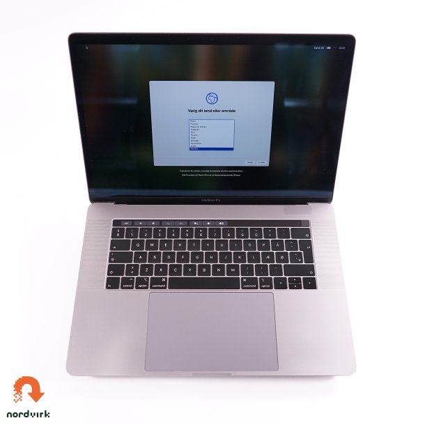 MacBook Pro 15" Touchbar (2019) SpaceGrey | i9-9880H 2.30Ghz / 32GB RAM / 500GB NVME | 2880x1800 / Radeon Pro 560X / Grade B