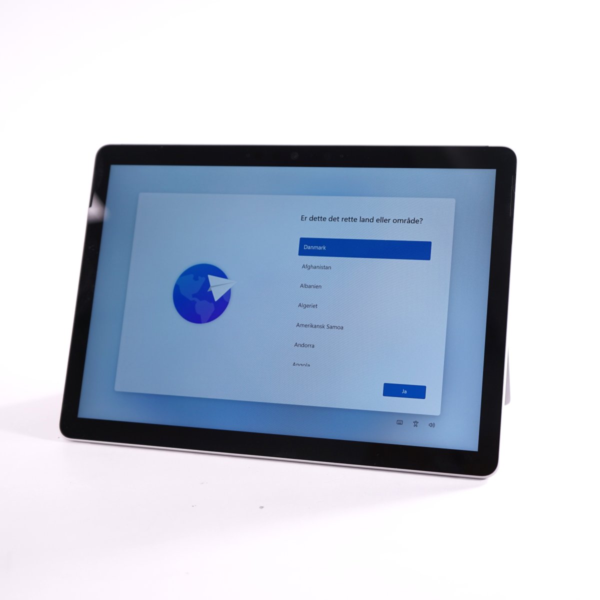 新品同様 Surface Go 64GB 4GB WiFi シルバー M777 Microsoft