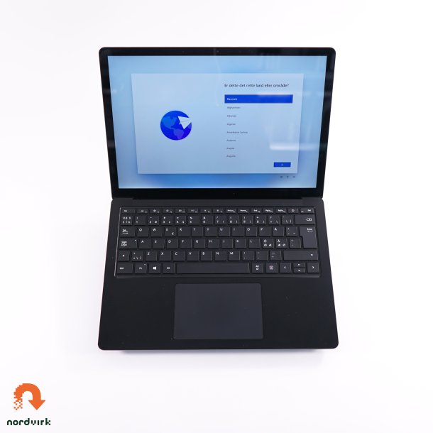 Microsoft Surface Laptop 3 Black | i5-1035G7 1.2GHz / 16GB RAM / 256GB NVMe | 13.5" 2256x1504 Touch / Grade C