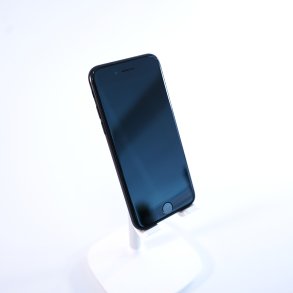 iPhone SE 2 | 64GB Black | Grade B