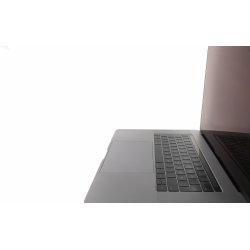 MacBook Pro (2018) | i7-8750H 2.2 GHz / 16GB RAM / 256 GB SSD / 15.4" | Retina 2880x1800 Radeon Pro 555X 4GB / Grade B